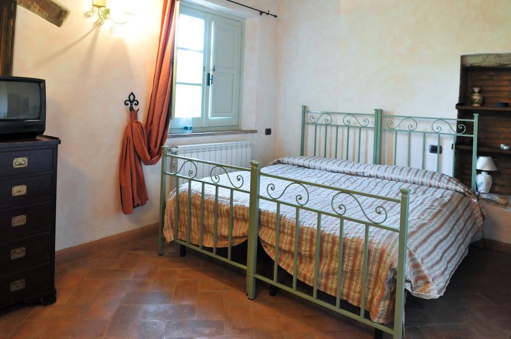 Vila La Fonte Carducciana San Casciano dei Bagni Pokoj fotografie